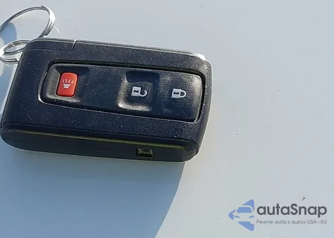 2005 Toyota Prius z USA, uszkodzony, nr VIN JTDKB20U753058601